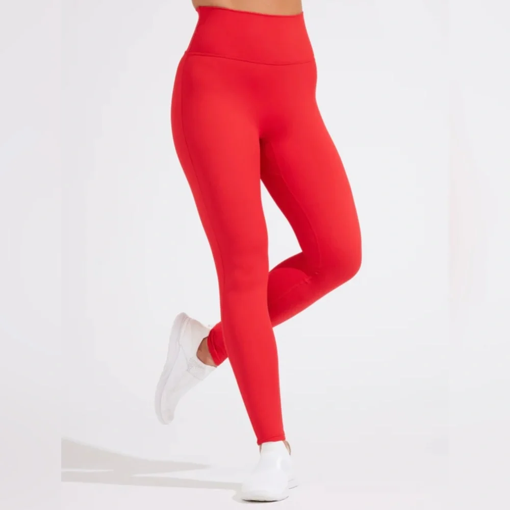 💕BuffBunny Amor Legging in the color Salsa Red - Picture 6 of 16